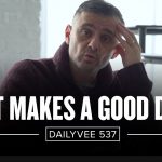 Business Tips: How to Advertise a Small Business | DailyVee 537